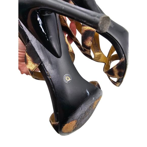 Carlos by Carlos Santana Brown Heels - Picture 5 of 6